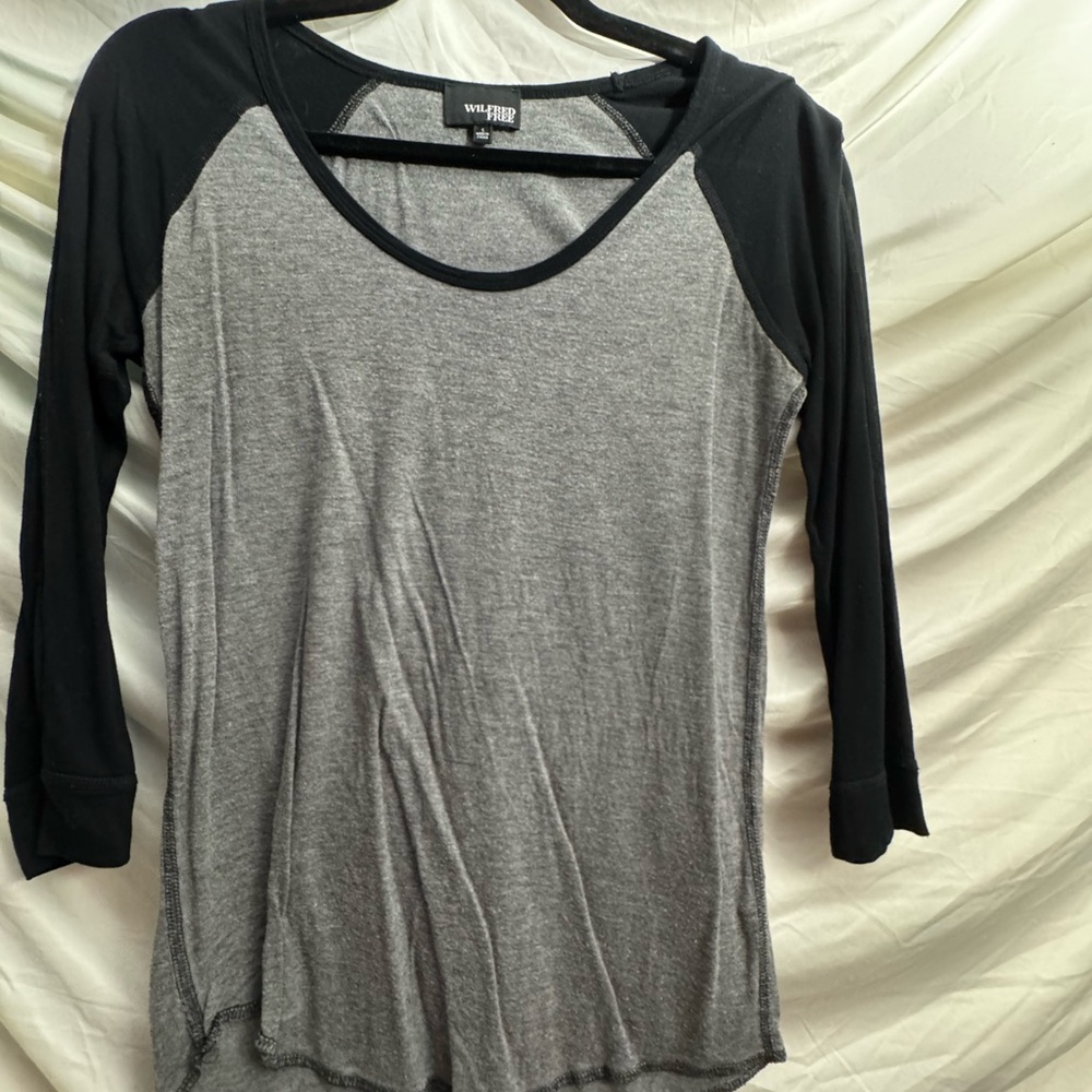 Wilfred Charcoal and Black Long Sleeve Top